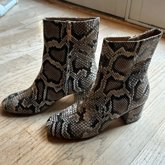 Women’s Snake Print Boots - Picture 1 of 6